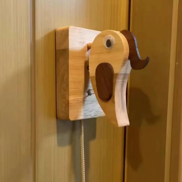 Woodpecker knocker Creative doorbell handmade creations